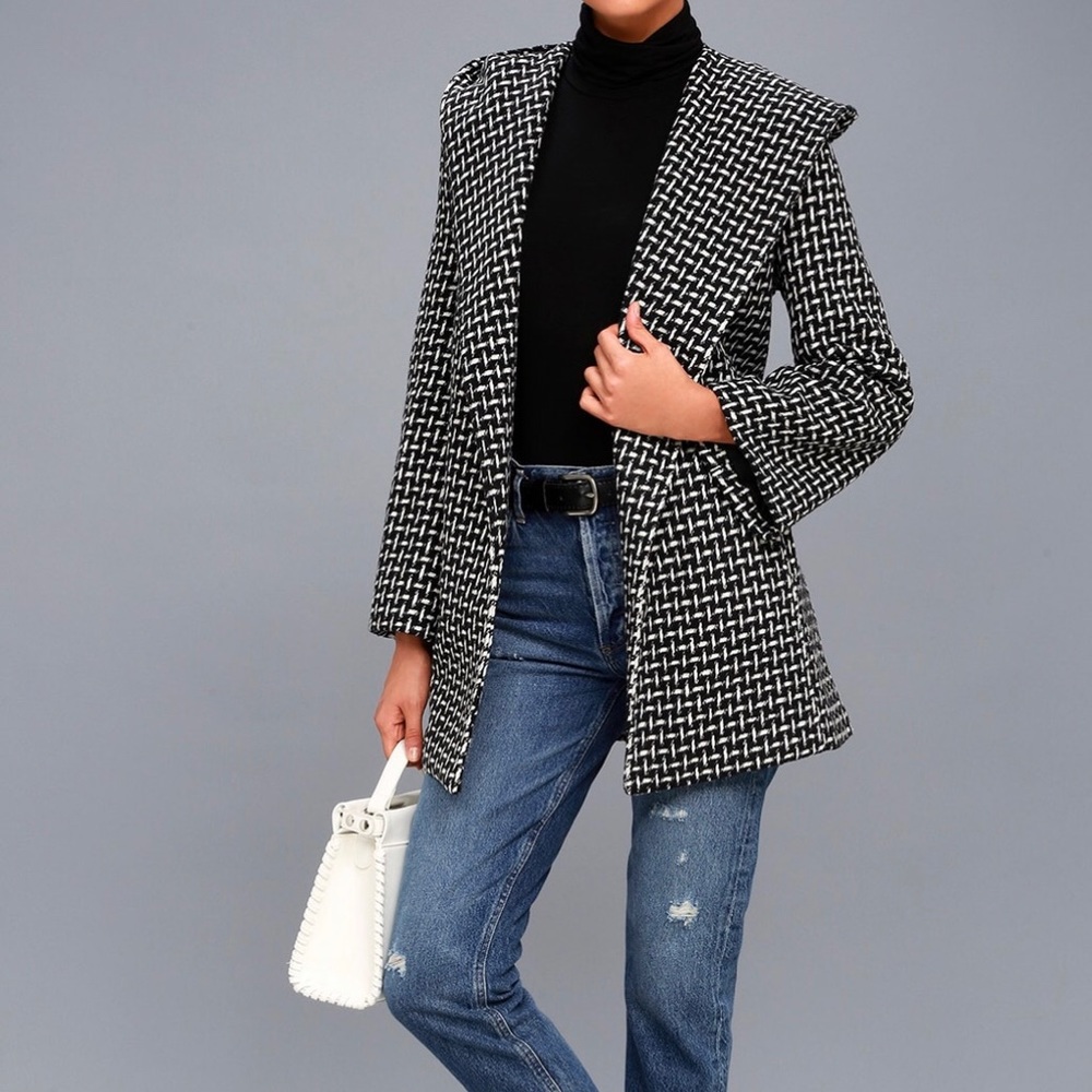 Ilora Black and White Hooded Jacket